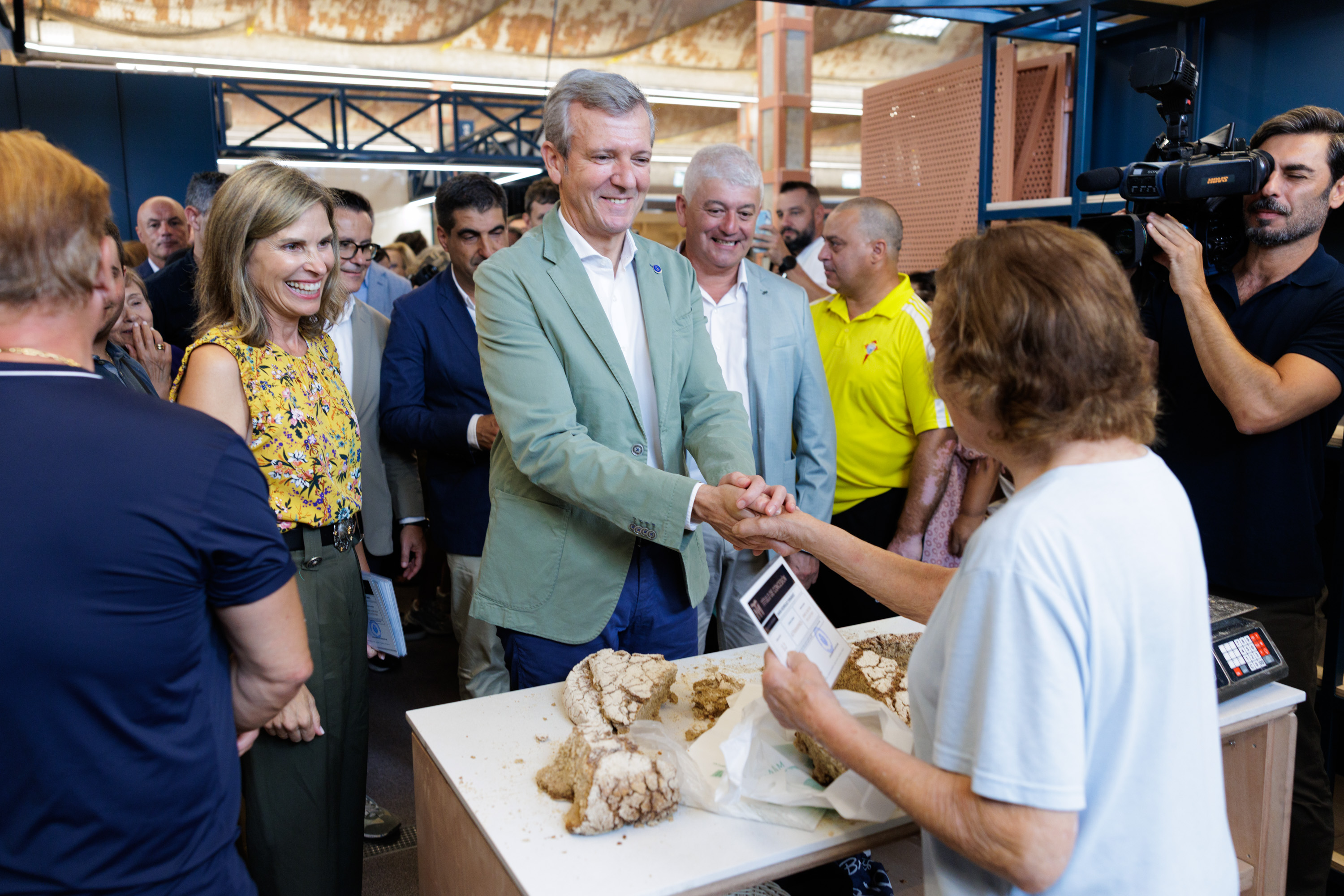 Imaxe asociada a Rueda destaca o novo mercado municipal de Ponteareas como un exemplo da aposta da Xunta pola modernización e impulso ás prazas de abastos